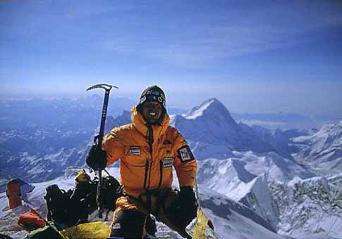 
Simone Moro on the summit of Mount Everest - 8000 Metri Di Vita, 8000 Metres To Live For book
